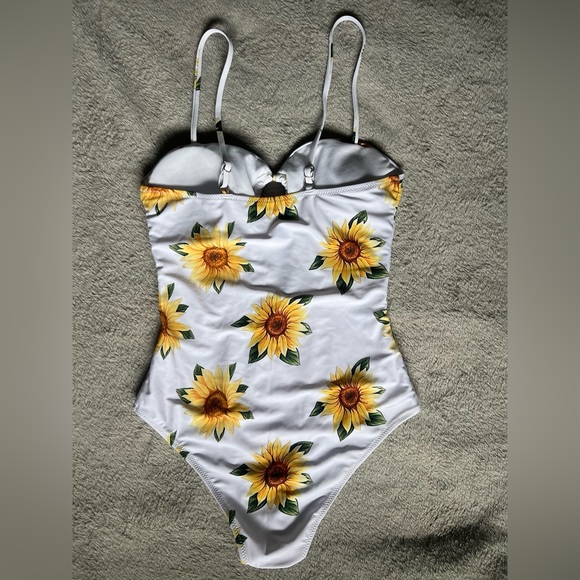 Sunflower cutout one piece swimsuit. - Picture 2 of 2